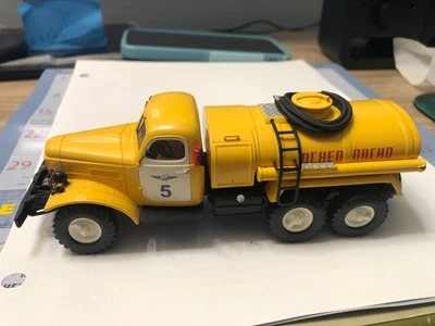 Camión cisterna 1/43 Zil 157 AC -4.3-157 Aeroflot Foto 1 de 4