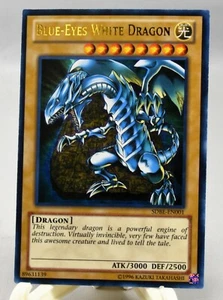 Yu-Gi-Oh SDBE-EN001 Blue-Eyes White Dragon Ultra Rare Card MINT - Picture 1 of 5