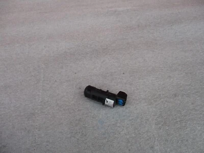 SENSOR DE AYUDA DE ESTACIONAMIENTO PARA PARACHOQUES TRASERO KIA SORENTO (1) 2011 2012 2013 OEM USADO 11 Foto 1 de 4