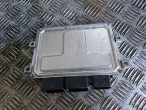 Calculateur moteur VALEO - CITROEN C1 II (2) 1.2L ESS 82CV - Réf : 89661YV040 - Picture 1 of 4