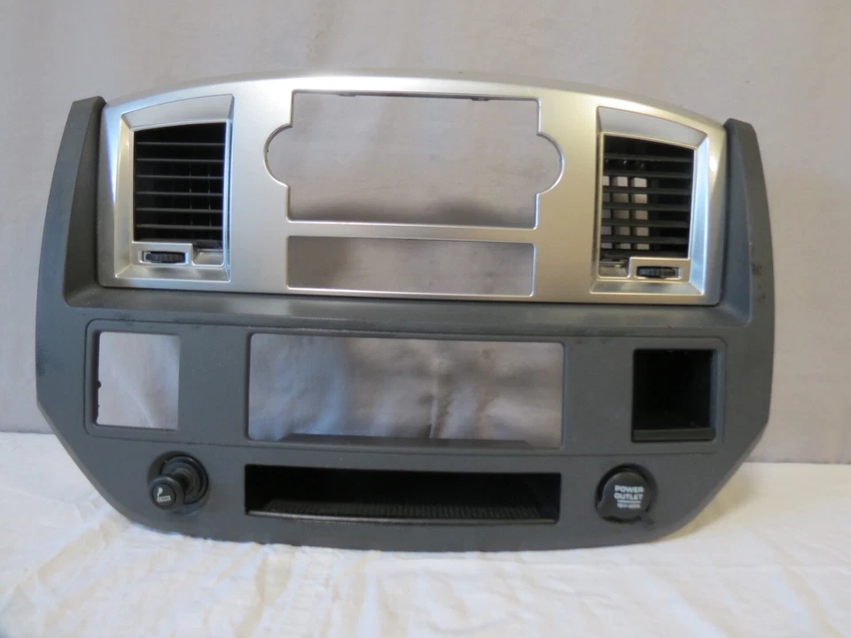 ✅ 06 07 08 Dodge RAM Radio Player AC Temp Climate Control Panel Dash Bezel OEM - Image 1 of 4