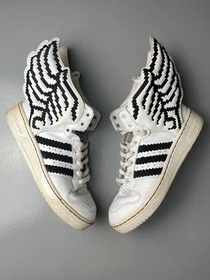 G95769 adidas Originals by Jeremy Scott A/W 2013 JS Wings 2.0 Pixel EU42 | US8.5 - Photo 1/4