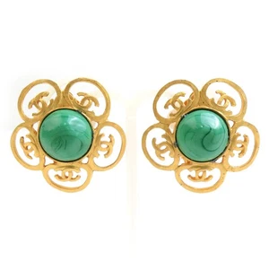Auth CHANEL Vintage CC Logo Clip on Earrings Gold/Green Metal/Stone - e60980a - Picture 1 of 8