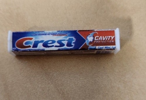 BARBIE MINIATURE 2 TOOTHPASTE CREST 1:6 SCALE BATHROOM VANITY | eBay