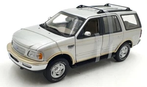 UT Models 1/18 Scale Diecast 22714 Ford Expedition Eddie Bauer Version - Silver - Picture 1 of 5