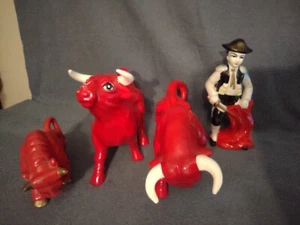 3 Vintage Ceramic Red Bulls And Matador Made In Japan - Picture 1 of 12