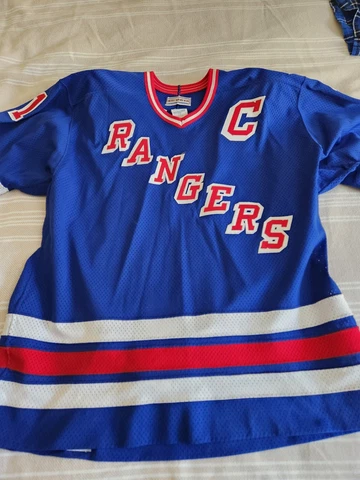 Mark Messier New York Rangers Jersey Size 50 Cover