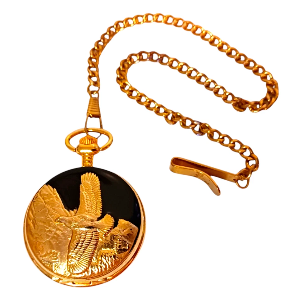 Reloj Bolsillo Nativo EE. UU. Escena Águila Calva Tono Dorado Esmalte Negro Japón Movt Cuarzo Foto 1 de 4