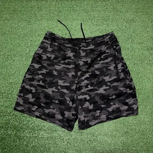 Lululemon Pace Breaker tarnfarbene 7" Shorts gefüttert M7ANDS Herren Large - Bild 1 von 7