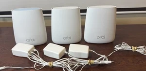 Netgear Orbi RBR20 Tri-Band Mesh WLAN Router & zwei RBS20 Satelliten - Bild 1 von 8
