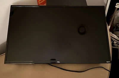 TCL TV 32 In - No remote - Image 1 of 2