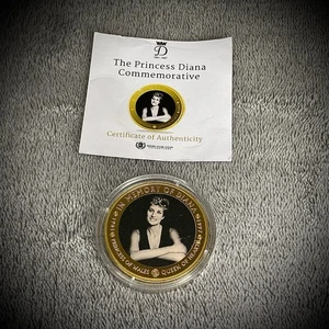 Portrait Of Princess Diana 1961-1997 - Gold Plated Copper - Commemorative Coin - Picture 1 of 6