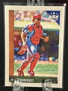 IVAN RODRIGUEZ-----2022 PANINI-----DIAMOND KINGS---TEXAS RANGERS--FREE SHIPPING - Picture 1 of 2