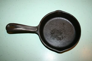Wagner 1891 Original Cookware Cast Iron 6 1/2" Skillet Fry Pan Double Spout Lip - Picture 1 of 3