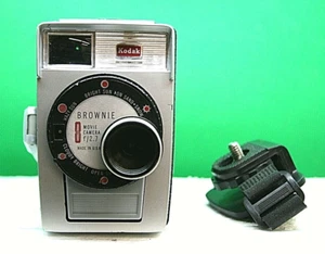 Vintage Kodak Brownie 8mm Movie Camera f/ 2.7 Lens - Picture 1 of 7