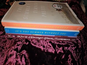 The Summer I Turned Pretty Jenny Han Set Of 3 Books Trilogy Paperback - Picture 1 of 2