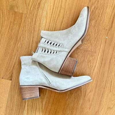 Paul Green Designer Suede Ankle Booties Beige Women's Size US 10 New $520 - Image 1 of 4