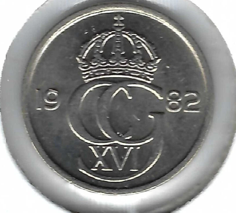 1982 Sweden Uncirculated 10 Ore Carl XVI Nickel-Bronze Coin - Image 1 of 2