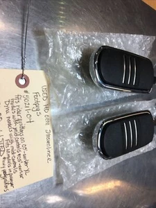 Harley Davidson OEM Streamliner Footpegs #50211-04 - Picture 1 of 1