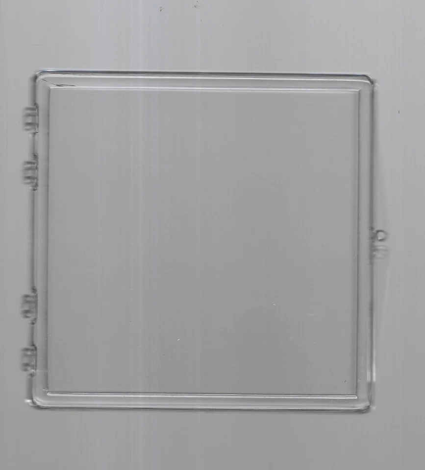 CLEAR 4 1/2 X 4 1/2 X 1/2 HINGED SNAP CASE (CASEOF 153) - Image 1 of 1
