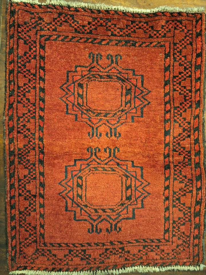 hand knotted wool rug - Image 1 of 2