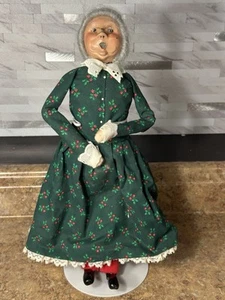 Byers Choice Carolers 1992 Sitting Mrs. Claus - Imagen 1 de 14