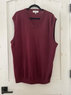 Men’s Turnbury Extra Fine Merino Wool Vest Burgundy  Sweater V Neck  Size XL - Image 1 of 4