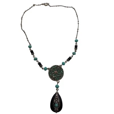 De Colección Imitación Turquesa Negro Color Vidrio Filigrana Y Collar Boho Lágrima Avon Foto 1 de 4