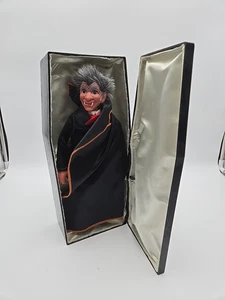 De colección 1990 Funny Toys Corp Drácula Vampiro en Ataúd Ojos Intermitentes y Sonido - Imagen 1 de 11