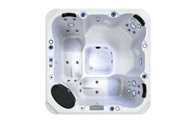 Mirage 13 amp plug & play hot tub - Image 1 of 4