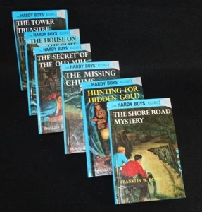 HARDY BOYS Volumes 1 through 6 (Flashlight Covers - 1987 to 1992) - Picture 1 of 4
