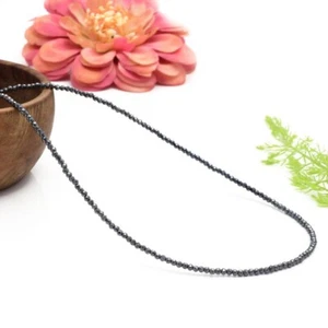 Hermoso collar para mujer de 18" con cuentas redondas facetadas de pirita de plata natural de 18" - Imagen 1 de 10