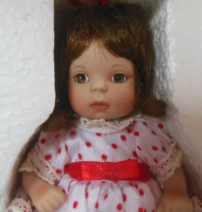 Marie Osmond Puppe Zucker und Gewürz ""Petite Amour Kleinkind"" brandneu - Bild 1 von 8