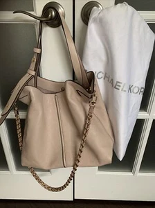 Michael Kors Downtown Astor Large Pebbled Leather Shoulder Bag Tote Purse - EUC - Picture 1 of 12