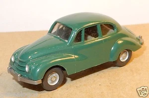 Micro WIKING Ho 1/87 DKW F89 Green Dark Interior Grey #10122 No Box - Picture 1 of 3