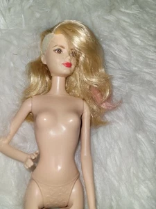 Barbie Fashionistas LA Girl Doll Nude Rare - Picture 1 of 3