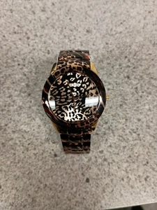 Guess Leopard Statement Women's Watch w0425l3 Band New Battery! (29) - Picture 1 of 8