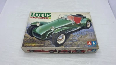 TAM2446 Tamiya Lotus Super 7 Series II 1500 Cosworth 1/24 kit di montaggio - Immagine 1 di 3