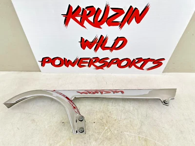2005 Victory Kingpin Chrome Upper Belt Cover Guard - Imagem 1 de 4
