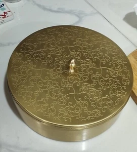 Handcrafted and Handmade Brass Spice Box with 7 Vaatis - Spices Not Included π - Picture 1 of 2