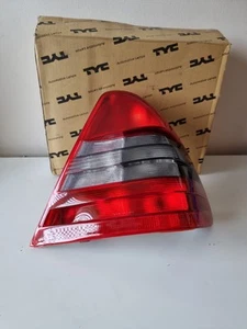 1994-00 MERCEDES C CLASS W202 TYC REAR DRIVER SIDE RIGHT TAIL LIGHT 2028203664 - Picture 1 of 9