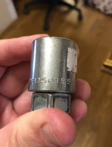 OEM Hyundai Wheel Lock Key Socket McGard 046155 U8440 00502 *Key Only* - Picture 1 of 2