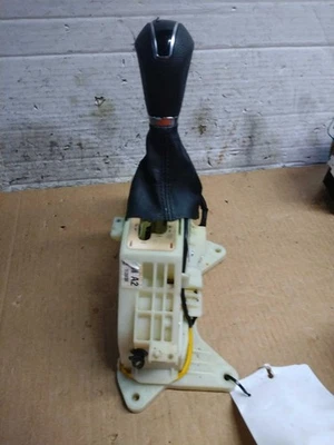 Used Automatic Transmission Shift Lever Assembly fits: 2016 Hyundai Tucson  Grad - Image 1 of 4