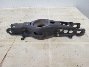 Chevrolet Camaro LH 2022 brazo de control inferior del conductor 16-23 32 k millas - Imagen 1 de 9