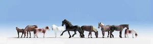 Walthers SceneMaster 949-6074 | Caballos majestuosos - 9 figuras | escala HO - Imagen 1 de 1