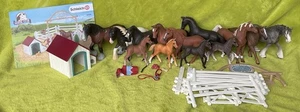 Schleich Pferde Set Hannahs Gastpferde 42458 13 Figuren - Bild 1 von 11