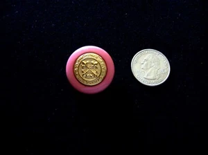 4 VINTAGE PINK w/ Gold FLEUR DE LYS CENTER BUTTON - Picture 1 of 1