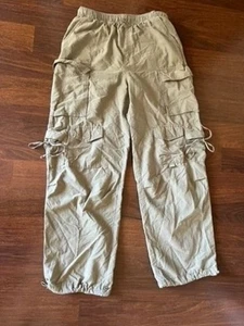 Aeropostale Parachute Cargo Pants Khaki Green Women’s Small | Y2K Streetwear - Picture 1 of 7