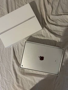 iPad 9th Generation 256 GB - Bild 1 von 4
