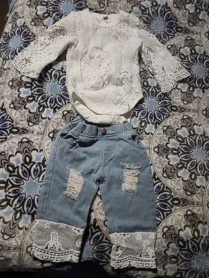 Cuerpo y pantalones de 2 piezas para niñas Foto 1 de 4